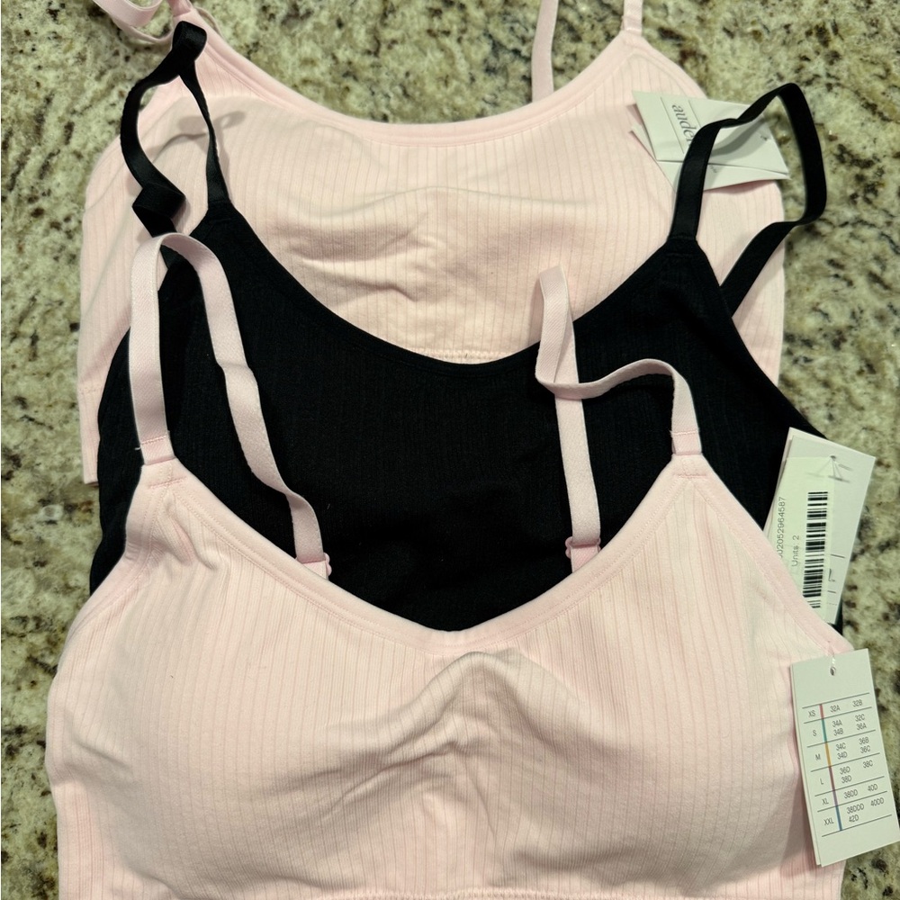 Three Auden Seamless Bralette - size M